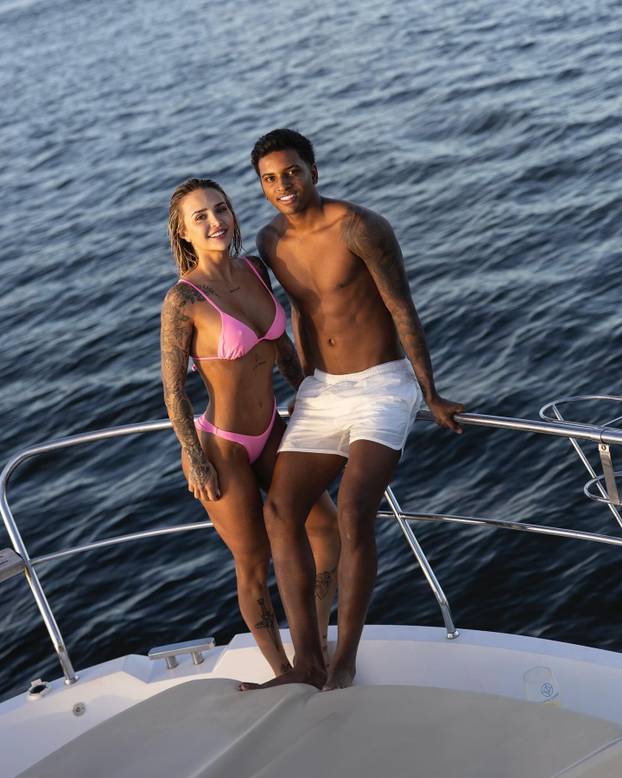 Skandal u krevetu: Ostavila je zvijezdu Real Madrida, uselila k prijateljici i iskoristila priliku...