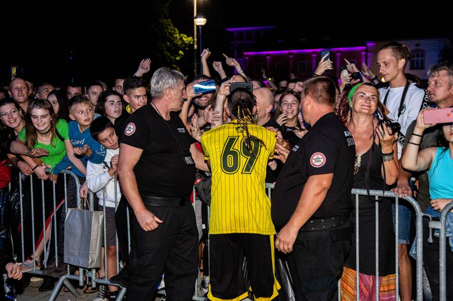 Dubioza kolektiv, Električni orgazam i Another Rock Trio nastupili u Novoj Gradiški...