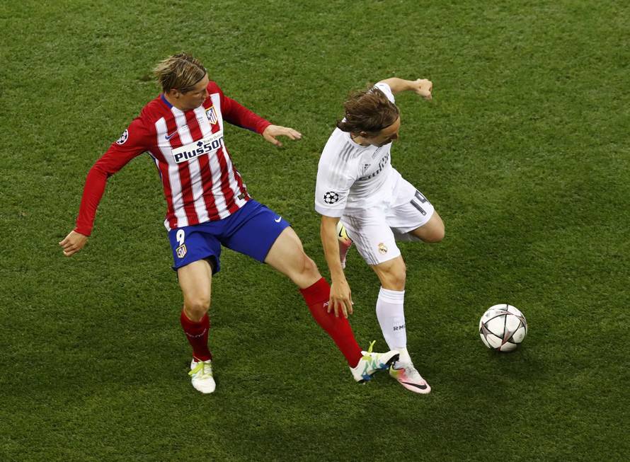 Football Soccer - Real Madrid v Atletico Madrid - UEFA Champions League Final 