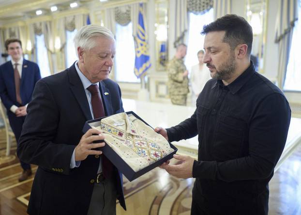 Zelenski primio predsjednika Odbora za vanjske poslove ameri&ccaron;kog Kongresa u Kijevu