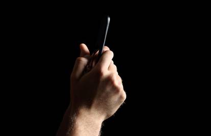 Mjesečno šalje 50.000 poruka: 'Ja sam ovisan o SMS-ovima' 