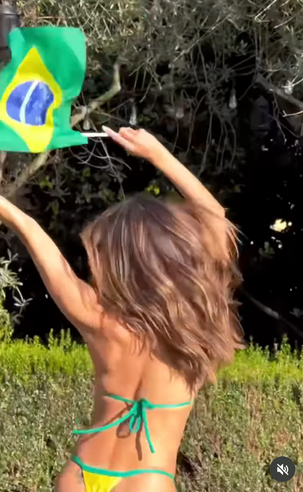 Sve je prštalo od euforije, ali i seksepila! Bivša anđelica u tangicama zaplesala za Brazil