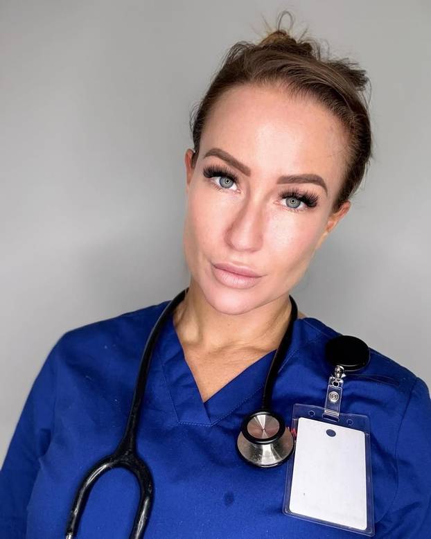 FOTO Ona je medicinska sestra, ali i striptizeta! 'Ne treba mi frajer, sama si kupim poklone...'