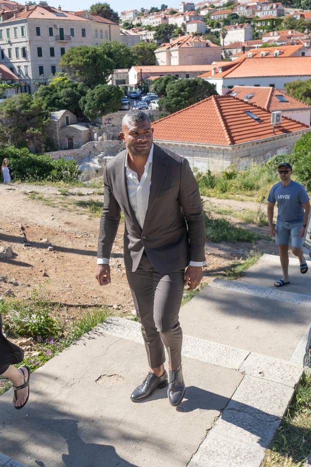 Dubrovnik: Vjenčanje nizozemskog MMA borca Alistair Overeema i njegove zaručnice Sophie na Lovrjencu
