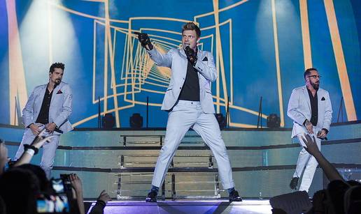 Popularni &ccaron;lan boybanda pro&scaron;ao je mnoge tragedije, zbog obitelji je morao zvati policiju