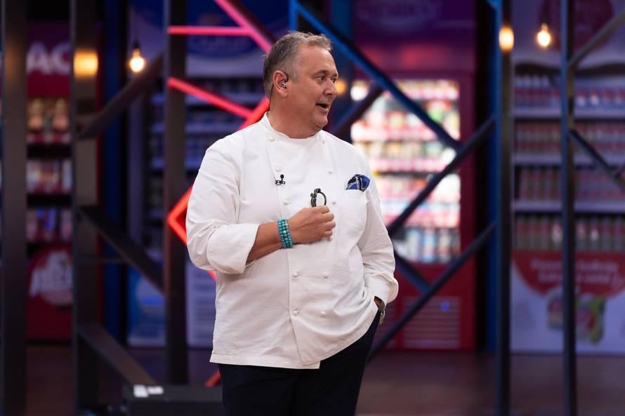 Renata nakon napetog dvoboja napustila 'MasterChef', Antonija je druga polufinalistica showa