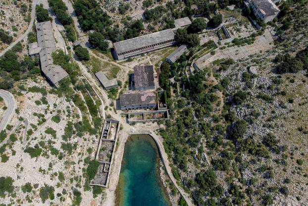 Pogled iz zraka na "Hrvatski Alcatraz"