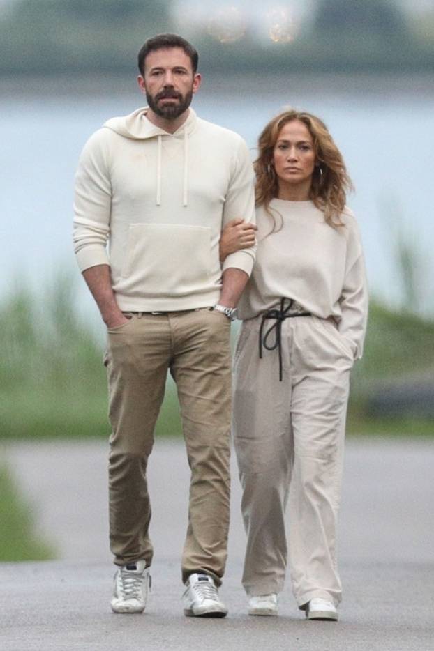 Jennifer Lopez and Ben Affleck go for an evening stroll in The Hamptons