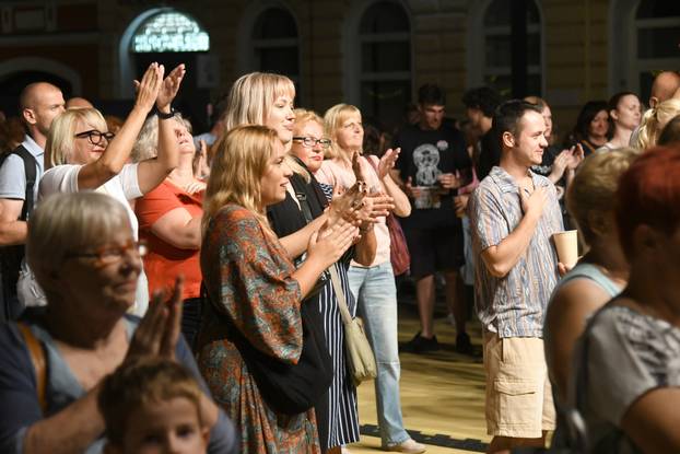 Koprivnica: Abba tribute band