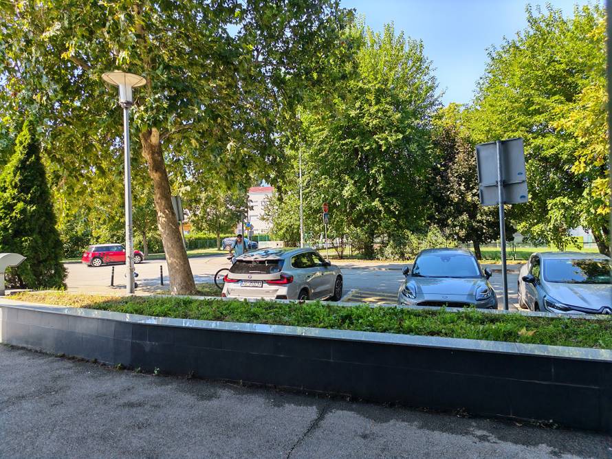 Isprobali smo Honor Magic V5: Nevjerojatno tanak i moćan