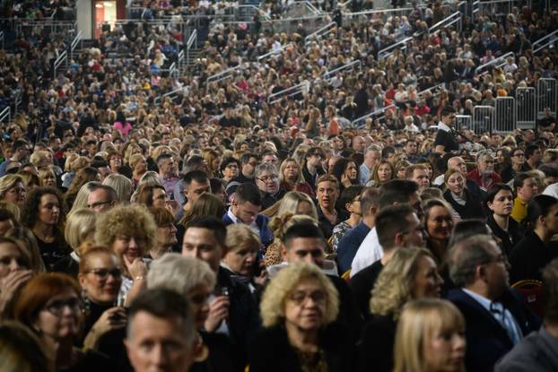 Zdravko Čolić održao je koncert u Areni Zagreb