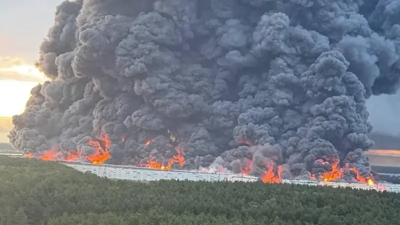 Oko Moskve požari i eksplozije, gori skladište 'ruskog Amazona'