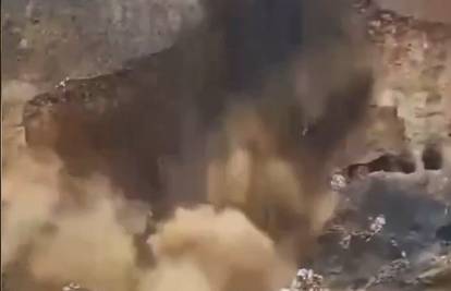 VIDEO Havarija u rudniku u DR Kongu: Poginule su najmanje 32 osobe. U rudniku rade i djeca...