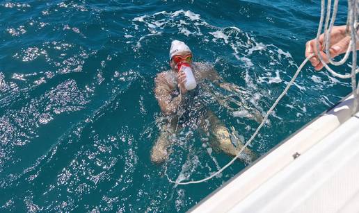 Dina Levačić preplivala Rottnest kanal: 'Hvala našim ljudima, digli su se u zoru da me podrže'