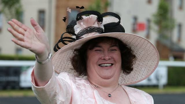 Horse Racing - Stobo Castle Ladies Day featuring Scottish Sprint Cup - Musselburgh Racecourse