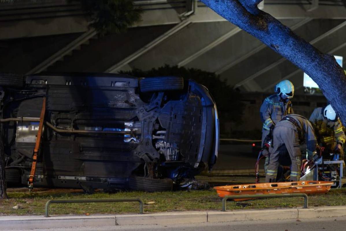 U bolnici preminuo vozač auta koji je izletio s ceste u Splitu