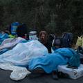 Treći dan užasa: Migranti na Lezbosu spavali na otvorenom