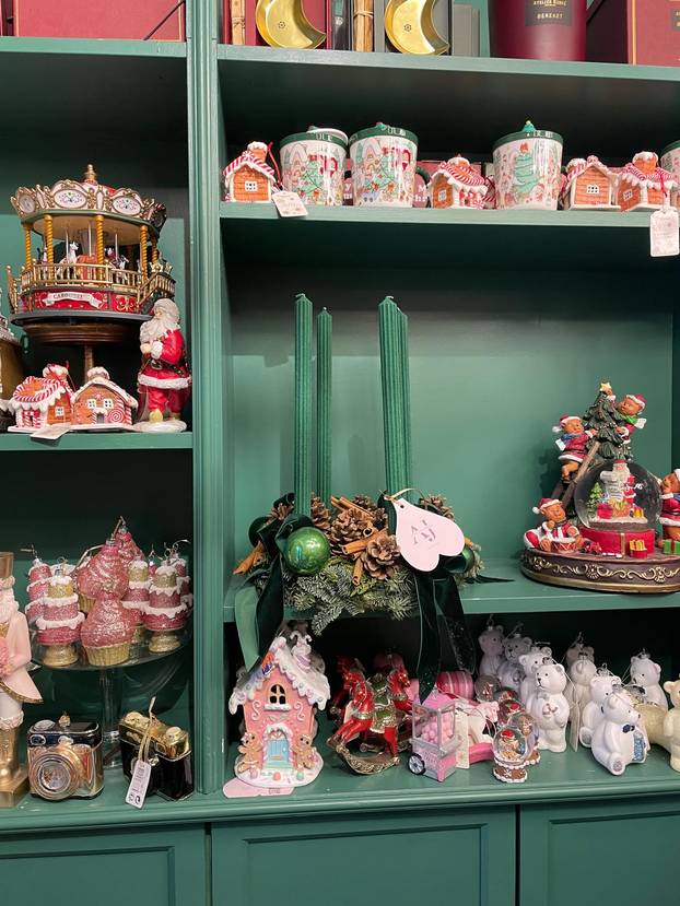 FOTO Pogledajte kakvih sve vjenčića ima po Zagrebu, neki 'dizajnerski' dođu i 400 eura