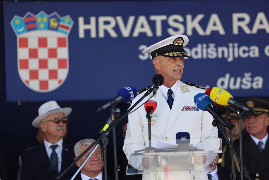 Split: Svečano obilježavanje 35. obljetnice utemeljenja Hrvatske ratne mornarice