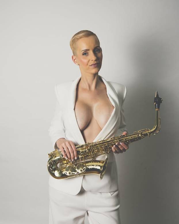 FOTO Nije joj jasno zašto joj blokiraju Instagram: 'Ne vidim ništa preseksi u svojim fotkama'