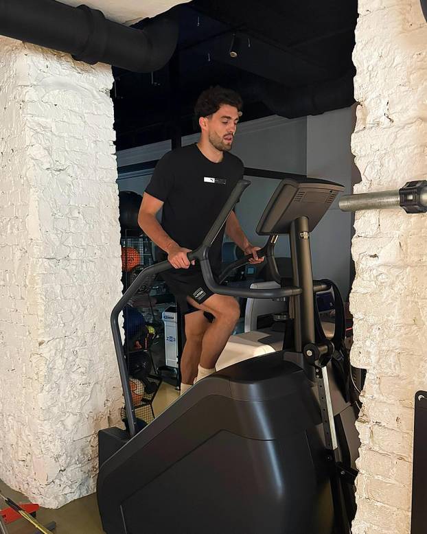 FOTO Kovačić uživao na jahti s Modrićem, evo kako je proveo ljeto na jadranskoj obali