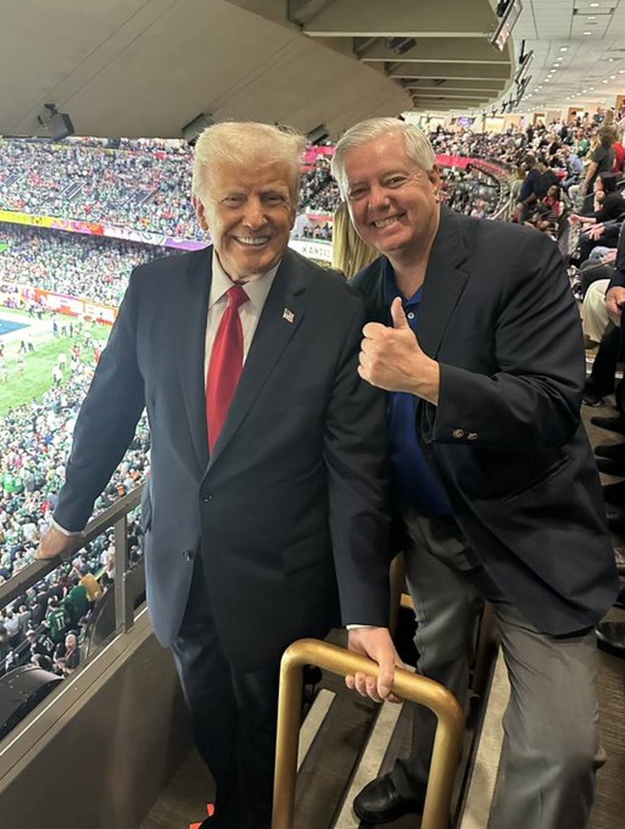 Američki senator: 'Trump želi biti papa? Molim Vatikan da razmisli. Pratimo bijeli dim...'