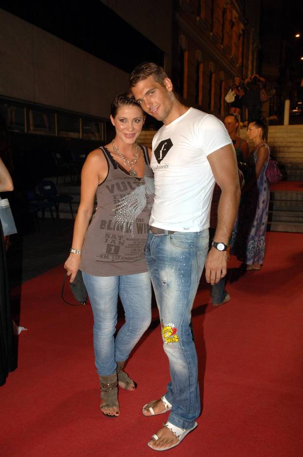 Rijeka: Modna manifestacija "Rije?ke stepenice" ispred hotela Bonavia