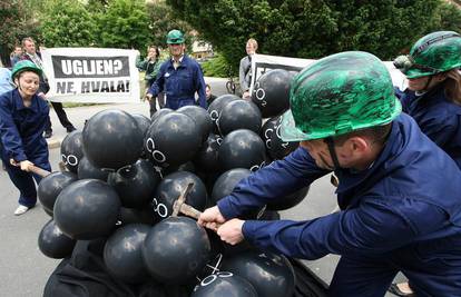 Zbog EBRD-a aktivisti su puštali crne balone u zrak