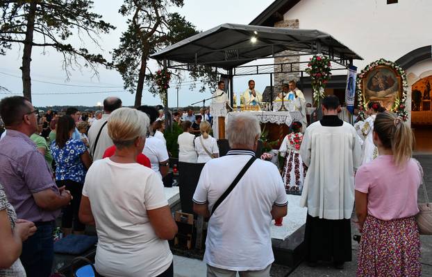 Kloštar: Tradicionalno predvečerje Velike Gospe