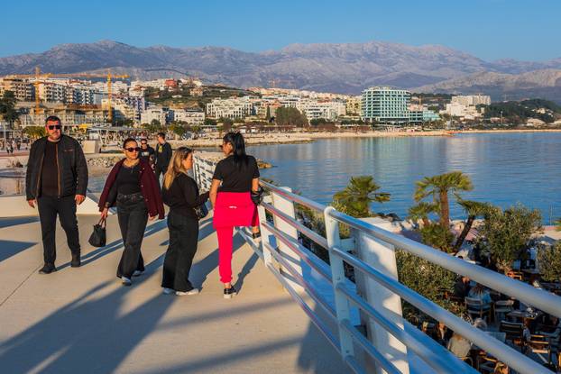 Split: Proljetno poslijepodne na Žnjanu