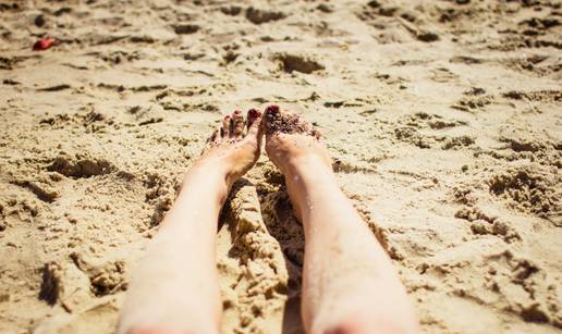 Ne možete sa sebe skinuti pijesak s plaže? Evo što pomaže