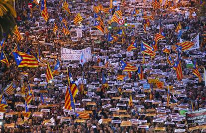 Prijevremeni parlamentarni izbori u četvrtak u Kataloniji
