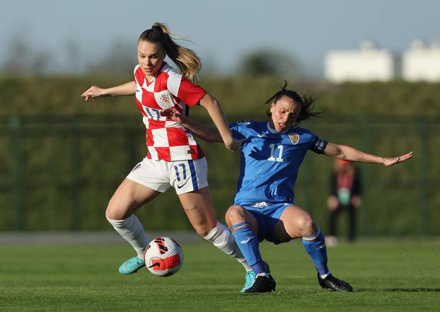 FIFA Women's World Cup - UEFA Qualifiers - Group G - Croatia v Romania