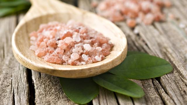 Ako koristite samo himalajsku sol, izvor joda potražite u ribi