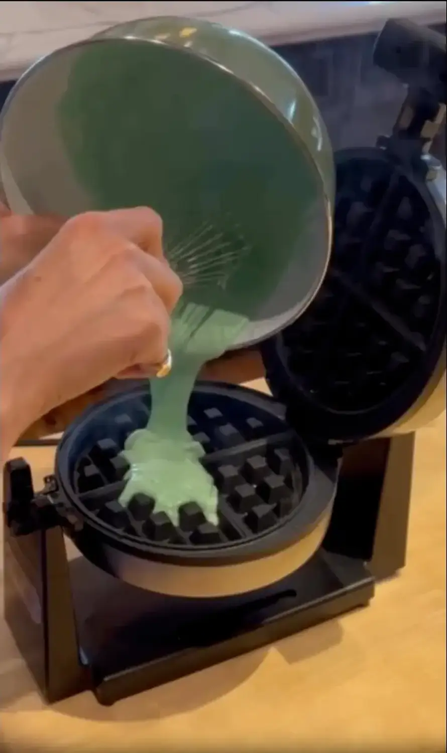 Svi bijesni na Meghan Markle, i to zbog vafla! 'Laže o svemu'