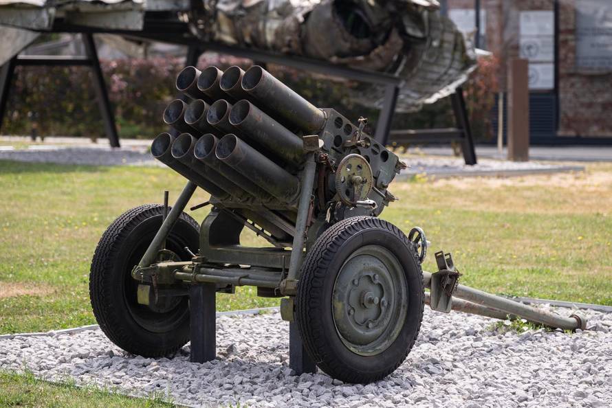 Turanj: Muzej Domovinskog rata Karlovac – Turanj povijesni je muzej o nastanku suvremene Republike Hrvatske i borbi za neovisnost u Domovinskom ratu