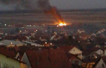 Izbio požar u slatinskoj tvrtki: Srećom, nitko nije ozlijeđen