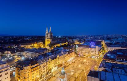 Pogled na grad Zagreb u sumrak