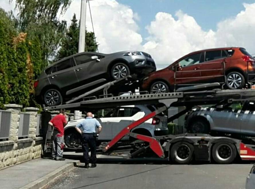 Gdje si ti to krenuo? Šleperom zaglavio u ulici usred Zagreba