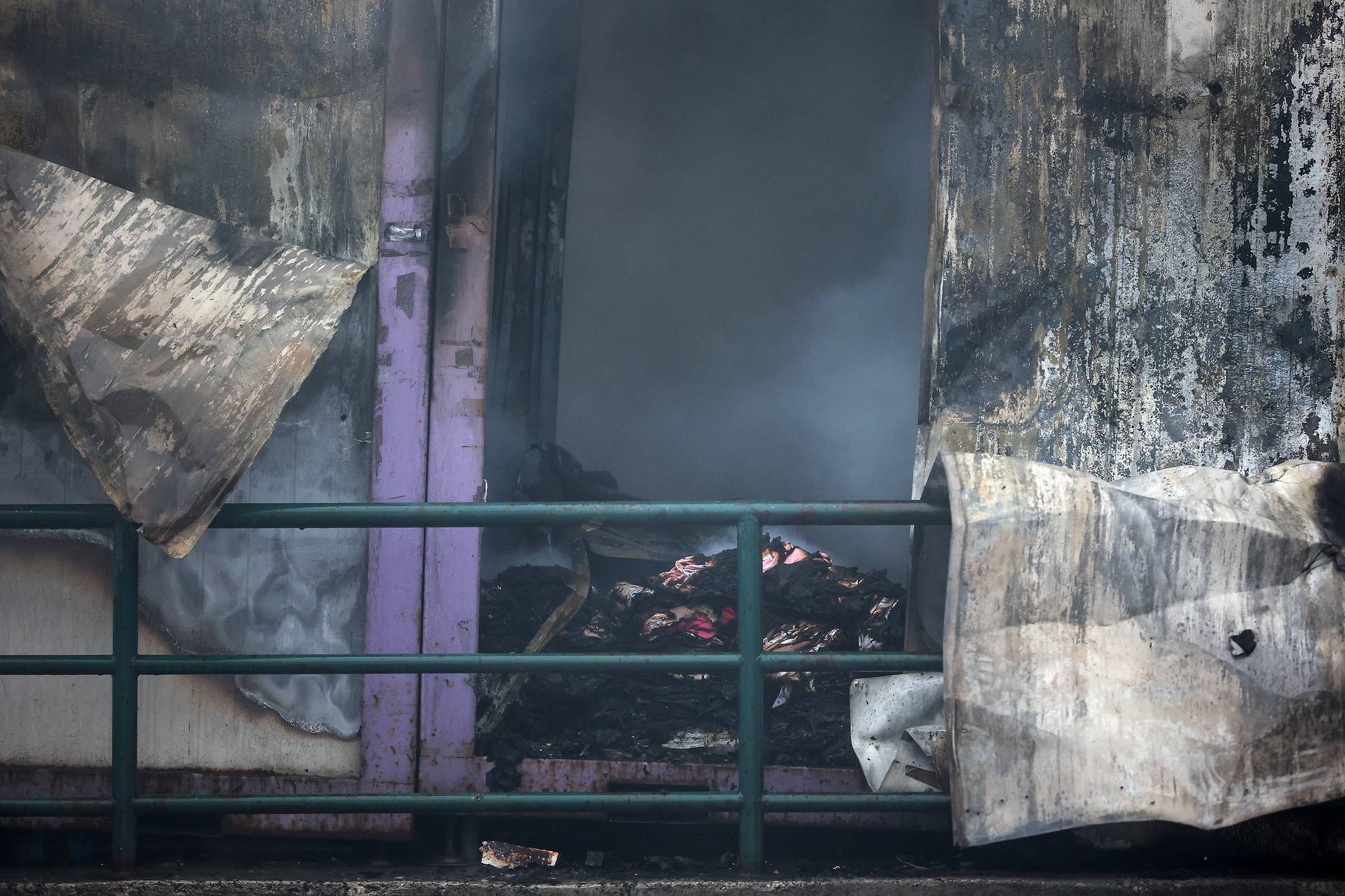 Pijacu "Kvadrant" koja se nalazi u sarajevskom naselju Otok zahvatio je požar 