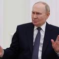 Vladimir Putin tvrdi: Borimo se i pobje&dstrok;ujemo u ratu u Ukrajini