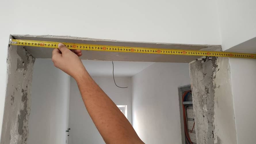 Sve što trebate znati o dimenzijama sobnih vrata: Izbjegnite greške koje skupo koštaju