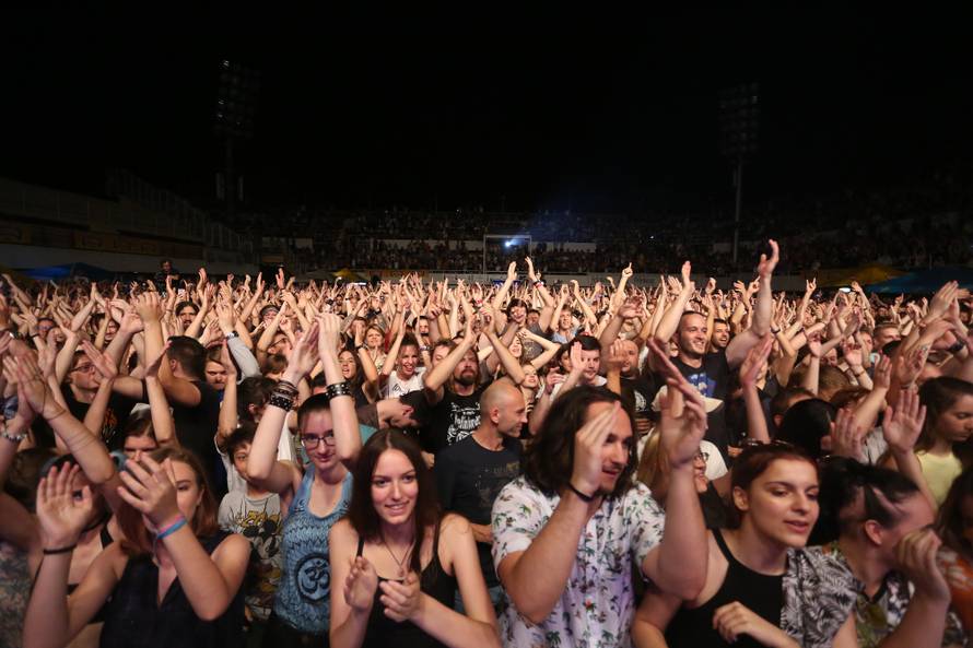 Psihomodo Pop 'razvalio' punu Šalatu: Gobac pjevao Tigranu...