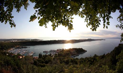 Sukob u Omišlju: Za 10 dana Hrvatska ne bi imala naftu?!