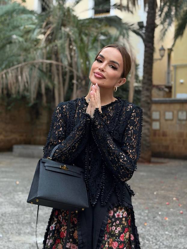 FOTO Severina opet putuje: Evo gdje je sada i što je odjenula za izlazak: 'Predivno stvorenje!'