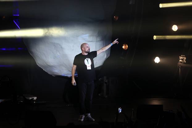 Zagreb: Vojko V održao koncert u Domu sportova