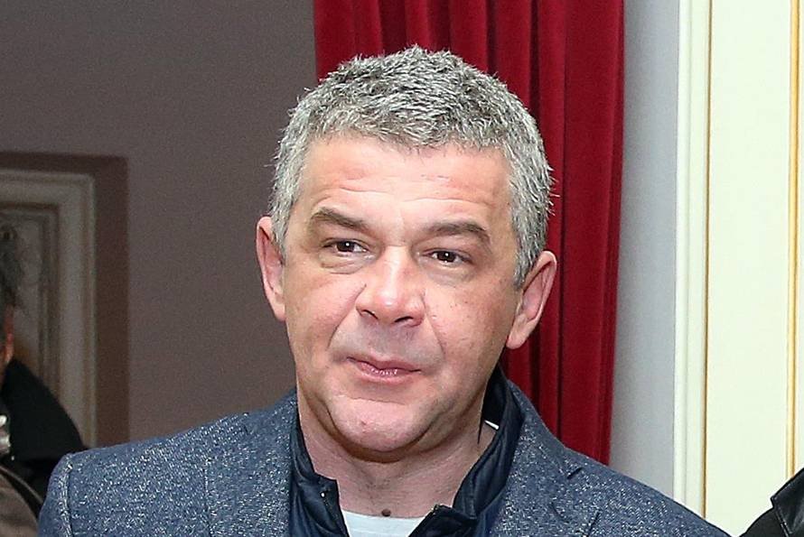 Sahranili su Glogovca: Njegov otac i sin predvodili su obred