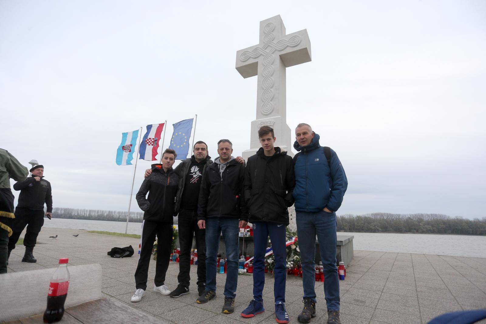 Vukovar: Okupljanje građana kako bi obilježili Dan sjećanja na žrtvu Vukovara