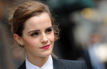 6 lica Emme Watson: Ocijenite njezin novi, svježi beauty look