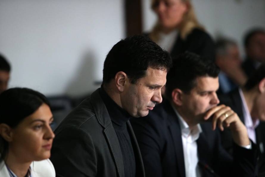 Mostov vijećnik iz Splita tvrdi: Ubijeni su dilali, tukli i prijetili